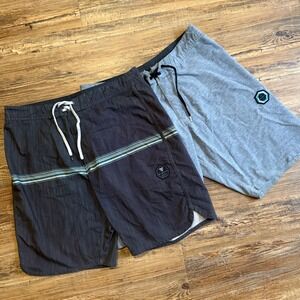 2 Vissla Board Shorts Men 32 Gray Heathered Stretch Surf Trunks Swim Beach
